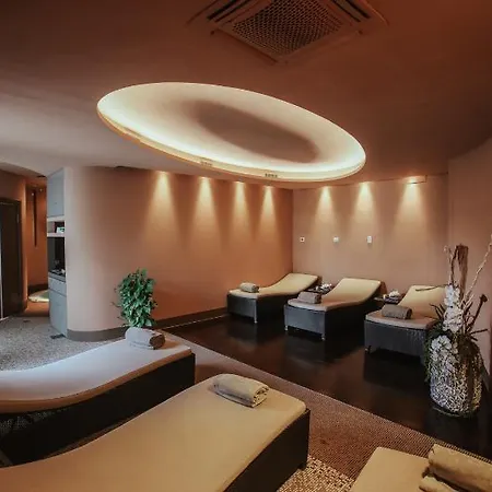 Hotel D'amelia Benevello