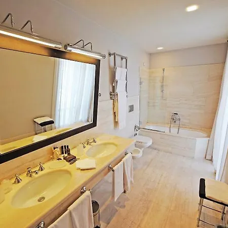 D'amelia Hotel 4*